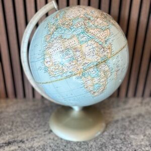 Vintage Rand McNally Globe Political Globe 12"
Rotating Raised